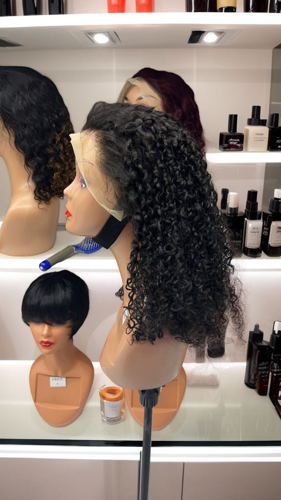 Black water curl long wig