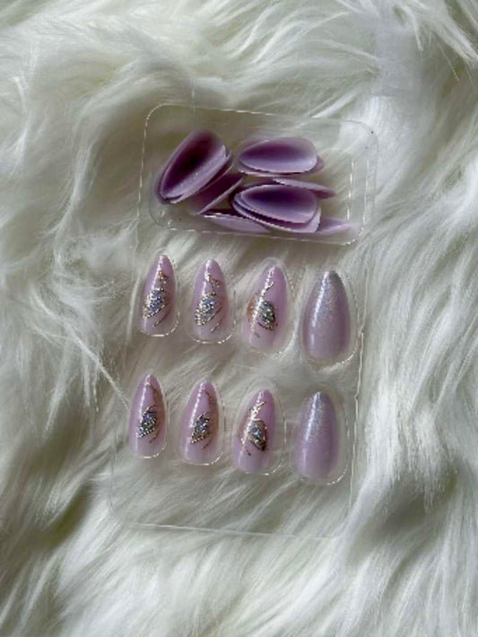Lilac Whisper Light Purple Stick-On Nails
