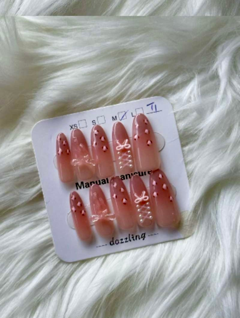 Peach Charm Bow-Tie Accent Stick-On Nails